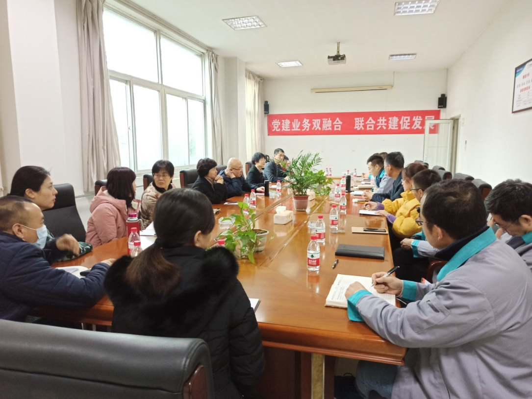 黨建業(yè)務(wù)雙融合 聯(lián)合共建促發(fā)展 ——陜西煙草質(zhì)量監(jiān)督檢測站黨支部與金葉印務(wù)黨支部開展交流活動