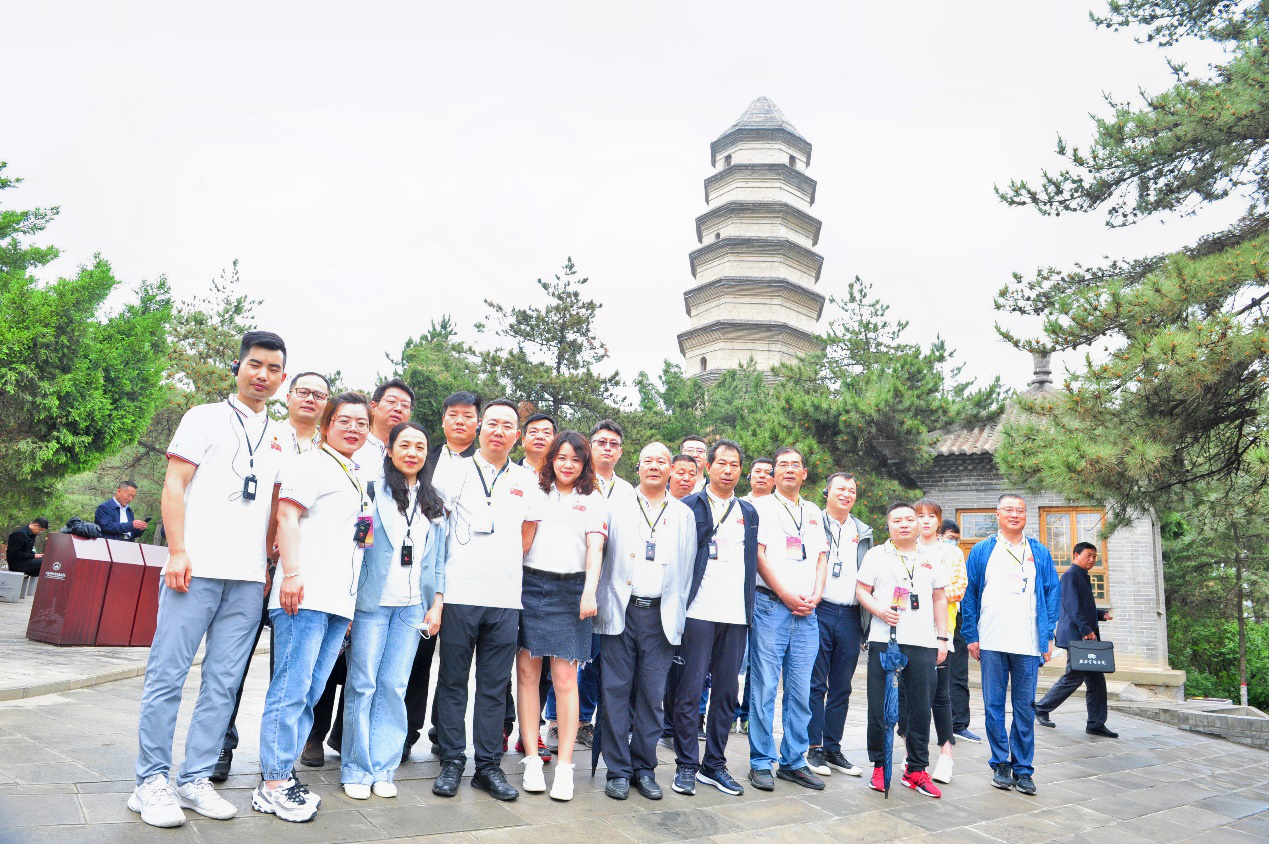 學黨史 銘初心 同心同德同筑中國夢 愛于心 踐于行 圖強圖富圖繪金葉志——陜西金葉科教集團黨委獻禮建黨100周年培訓活動紀事 學黨史 銘初心 同心同德同筑中國夢 愛于心 踐于行 圖強圖富圖繪金葉志——陜西金葉科教集團黨委獻禮建黨100周年培訓活動紀事