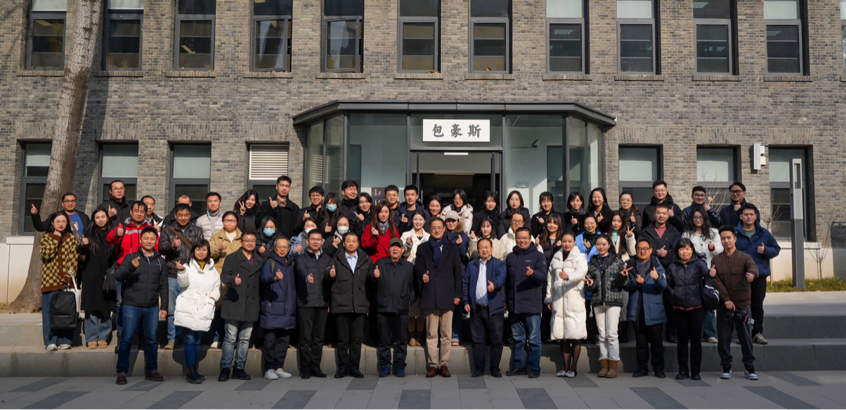 陜文投原董事長(zhǎng)王勇等領(lǐng)導(dǎo)嘉賓一行考察西安明德理工學(xué)院，并出席瀛湖采風(fēng)總結(jié)會(huì)