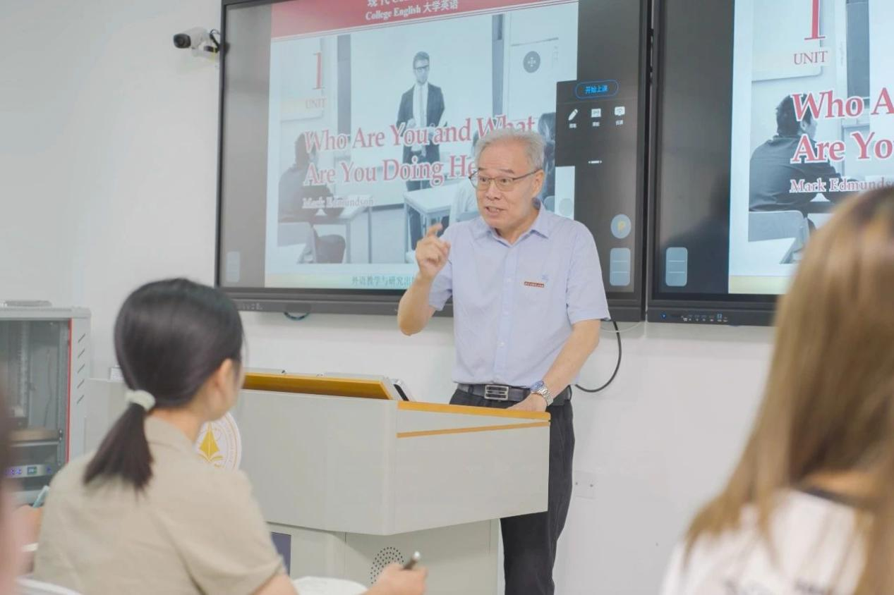 西安明德理工學(xué)院專業(yè)競賽創(chuàng)佳績 課題獲批教育部立項(xiàng) 黨支部入選省級(jí)名單