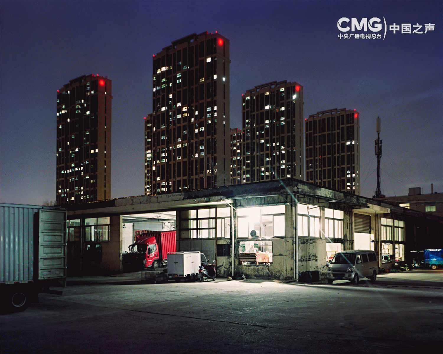 金葉匠心鐫刻國際坐標(biāo) 明德新聲激蕩時(shí)代潮音——西安明德理工學(xué)院頻獲殊榮顯華章 金葉匠心鐫刻國際坐標(biāo) 明德新聲激蕩時(shí)代潮音——西安明德理工學(xué)院頻獲殊榮顯華章