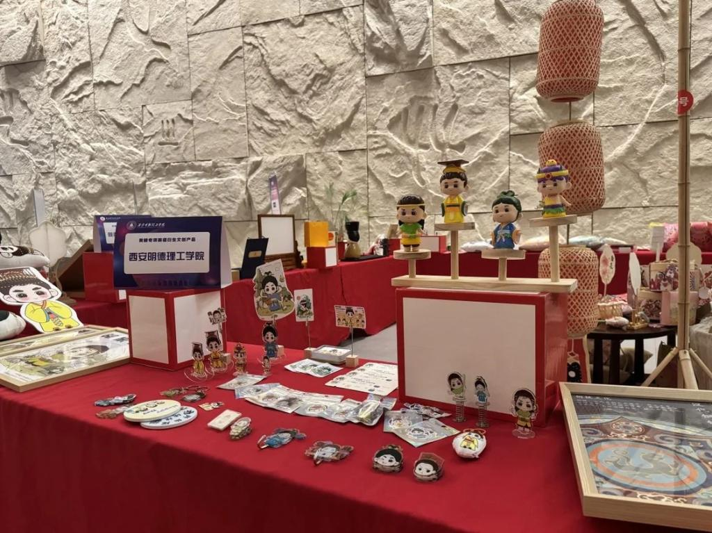 深化產(chǎn)教融合戰(zhàn)略 聚焦多元協(xié)同發(fā)展——金葉科教集團(tuán)匠心打造育人新范式 深化產(chǎn)教融合戰(zhàn)略 聚焦多元協(xié)同發(fā)展——金葉科教集團(tuán)匠心打造育人新范式